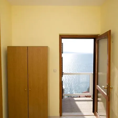 Apartment Ella